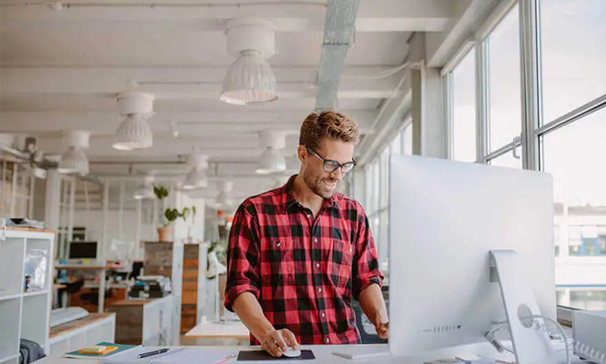 Expert Guide to Graphic Design Tools: The Latest Technology for Professional Designers